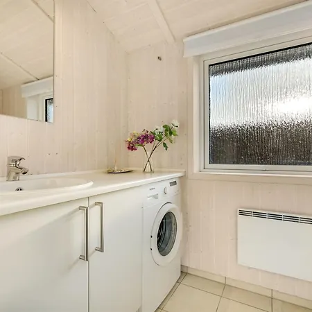 Duschanka - 50m To The Fjord By Interhome Feriehus *